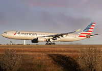 AMERICAN_A330-200_N270AY_CLT_0219_JP_small.jpg