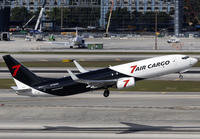 7AIRCARGO_737-800F_N782AC_MIA_0126_4_JP_small.jpg
