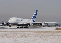 AIRBUS_A380_F-WWJB_JFK_0307B_JP_small.jpg