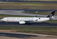 AIRCANADA_A330-300_C-GHLM_FRA_1112F_JP_small.jpg
