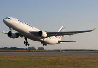 AIRFRANCE_A330-200_F-GZCJ_JFK_0908C_JP_small.jpg