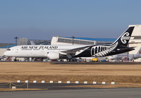 AIRNEWZEALAND_787-9_ZK-NZI_NRT_0117Q_JP_small.jpg
