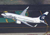 ALASKA_737-700_N611AS_LAX_1113J_JP_small1~0.jpg