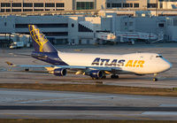 ATLASAIR_747-400F_N419MC_MIA_0113_JP_small.jpg