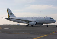 BRAZIL-AIRFORCE_A319_JFK_0909b.jpg