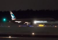 CATHAYPACIFIC_777-300_CTS_0117_8_JP_small.jpg