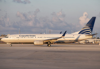 COPA_737-800_HP-1721CMP_MIA_1221A_JP_small.jpg