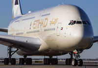 ETIHAD_A380_A6-APB_JFK_1115_7_JP_small.jpg
