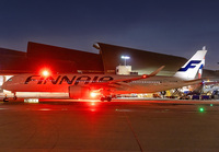 FINNAIR_A350-900_OH-LWR_LAX_0226_JP_small.jpg