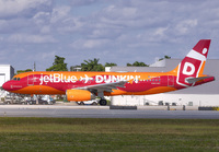 JETBLUE_A320_N643JB_FLL_1125_JP_small.jpg