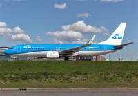 KLM_737-800_PH-BXZ_AMS_0415T_JP_small.jpg