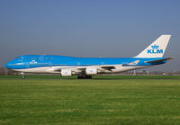 KLM_747-400_PH-BFT_AMS_0415C_jP_smallUPLOADED.jpg