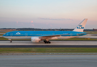 KLM_777-200_PH-BQB_ATL_0817_1_JP_small.jpg