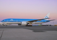 KLM_777-200_PH-BQB_JFK_1203_JP_small1.jpg