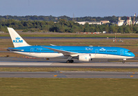 KLM_787-9_PH-BHL_JFK_0819_JP_small.jpg