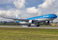 KLM_A330-300_PH-AKE_MIA_1125_jJP_small_.jpg