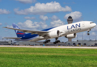 LANCARGO_777F_N772LA_MIA_1014F_JP_small1.jpg