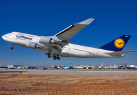 LUFTHANSA_747-400_D-ABVR_LAX_02_08H_JP_small3.jpg