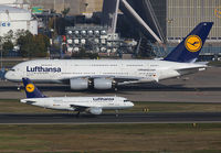 LUFTHANSA_A319_A380_FRA_1112_JP_small.jpg