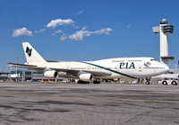 PIA_747-300_AP-BFY_JFK_0905B_JP_small.jpg