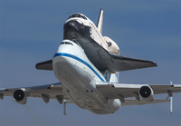 SHUTTLE_LAX_0912Y_JP_small1.jpg