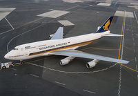 SINGAPORE_747-400_9V-SPL_JFK_0604_JP_small.jpg