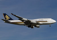 SINGAPORE_747-400_9V-SPO_FRA_0910X_JP.jpg