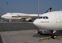 SINGAPORE_747_EMIRATES_A340-500_JFK_0604_JP.jpg
