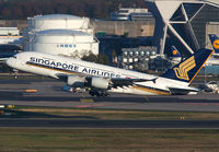 SINGAPORE_A380_9V-SKK_FRA_1113F_JP_small.jpg