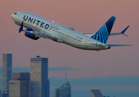 UNITED_737-8MAX_N27261_EWR_0822__15_JP_small.jpg