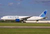 UNITED_777-200_N769UA_CLT_0826_JP_small.jpg