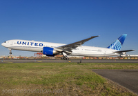 UNITED_777-300_N2250U_EWR_0422_4_JP_small.jpg