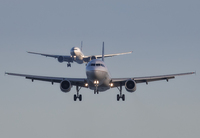 UNITED_A320_777_SFO_1117_1_JP_small.jpg