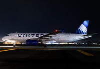 UNITED_A320_N464UA_LAX_02263_JP_small.jpg